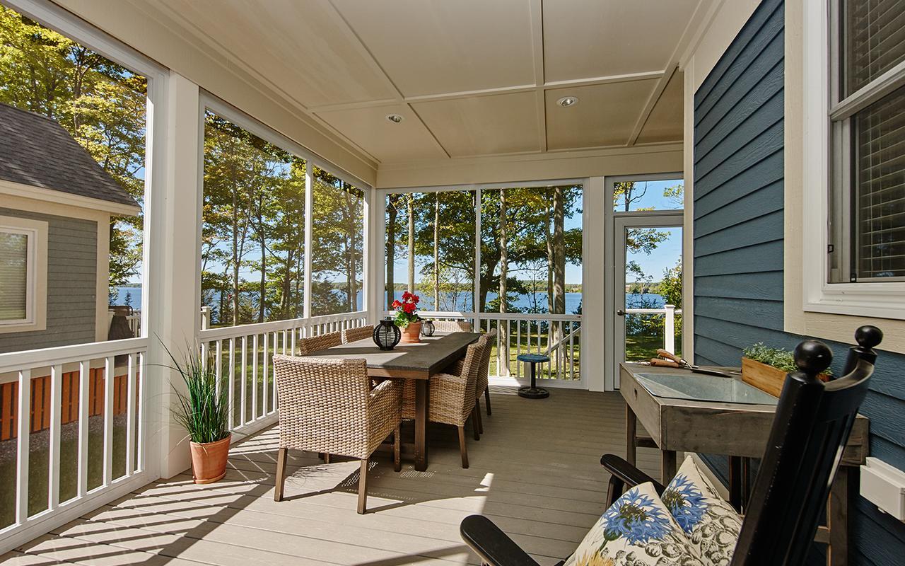 Sandbanks Summer Village Cottages Cherry Valley 외부 사진